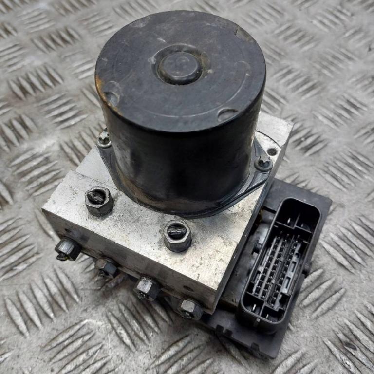 Skoda Fabia II 2007-2014 combi 1.9 TDI diesel MT 77 kW 2008  Pumpa ABS 6Q0614517AC 0265234367 6Q0907379AP