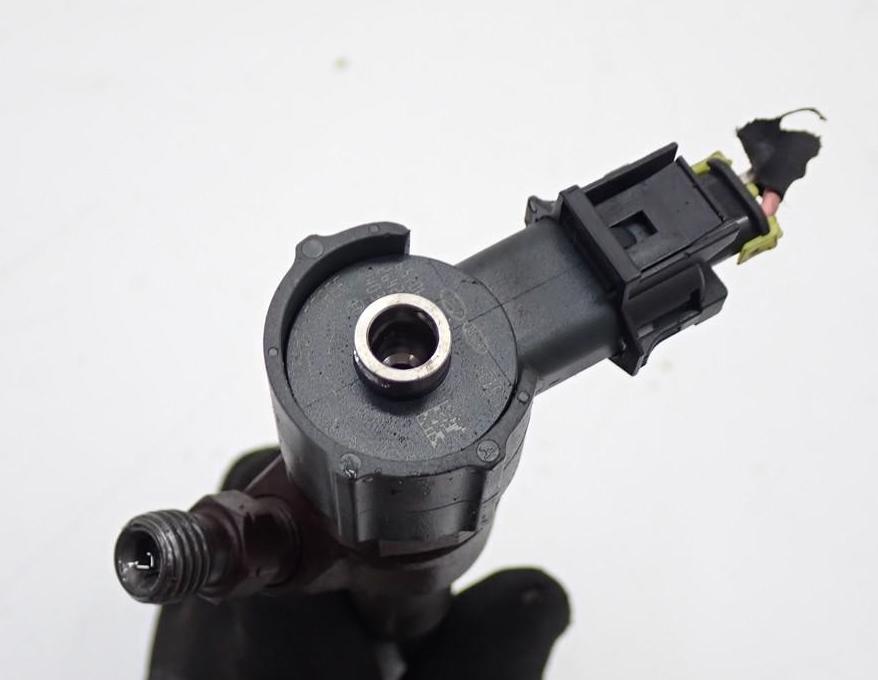 Hyundai I40 combi 1.7 CRDI diesel MT 85 kW 2011  Vstrekovač paliva 33800-2A800