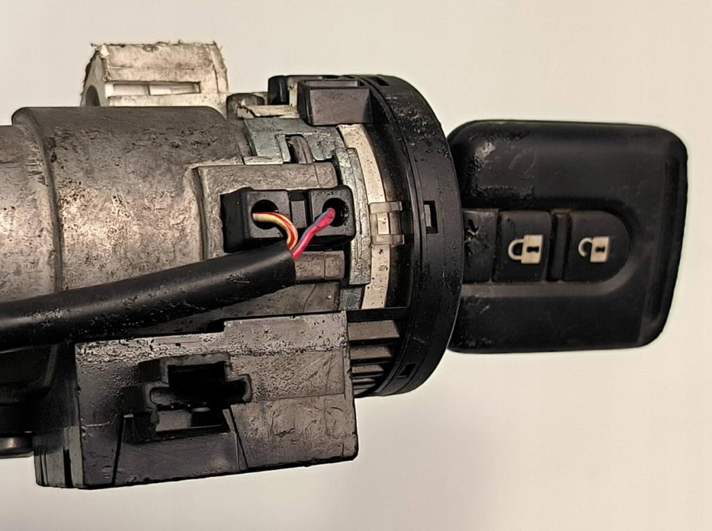 Nissan X-trail Spínacia skrinka N0502321