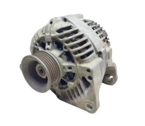 Audi A4 B5 1994-2001 sedan 1.8 20v petrol 92 kW 1996  Alternátor