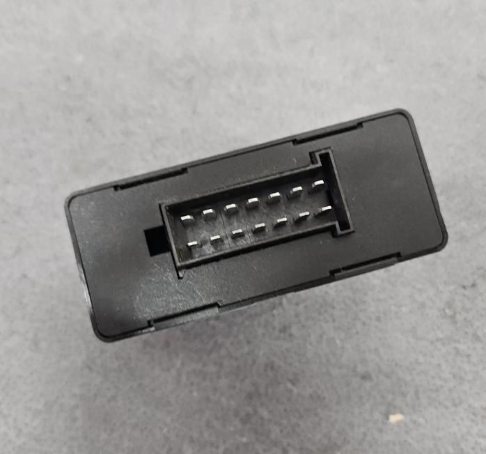 Dacia Duster I 2010-2018 hatchback 1.5 DCI diesel MT 66 kW 2011  Modul 10R-023766 321138