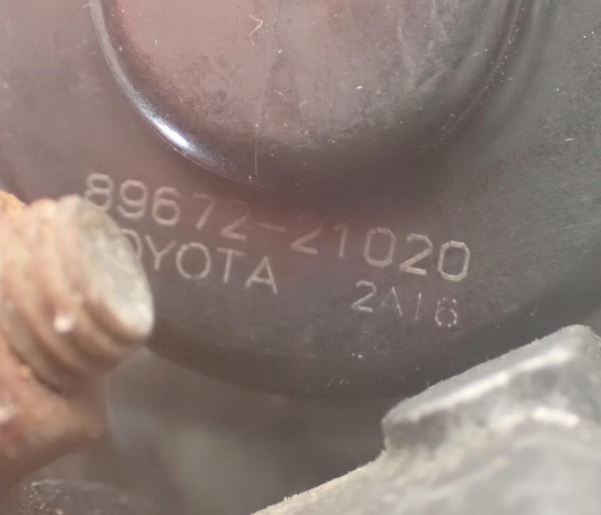 Toyota Rav4 II 2000-2005 hatchback 2.0 D4D diesel MT 85 kW 2004  Škrtiace klapky 27030  89672-21020