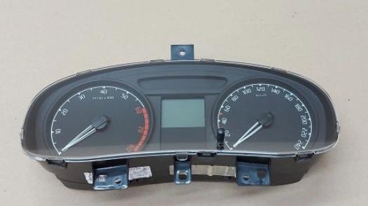 Skoda Fabia II 2007-2014 hatchback 1.4 16v petrol MT 63 kW 2008  Prístrojová doska 5J0920801B