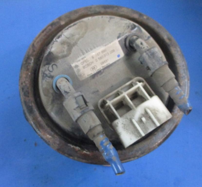 Opel Astra II 1998-2009 sedan 1.6 16v petrol MT 74 kW 2002  Palivové čerpadlo 9157690 0580313059