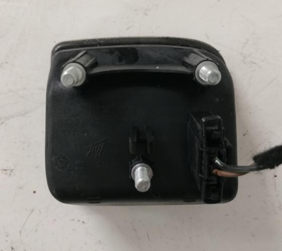 Seat Leon II  Seat Exeo  Seat Ibiza IV 6J 2008-2017 hatchback 1.6 TDI diesel MT 66 kW 2012  Kľučka dverí 6J827565D