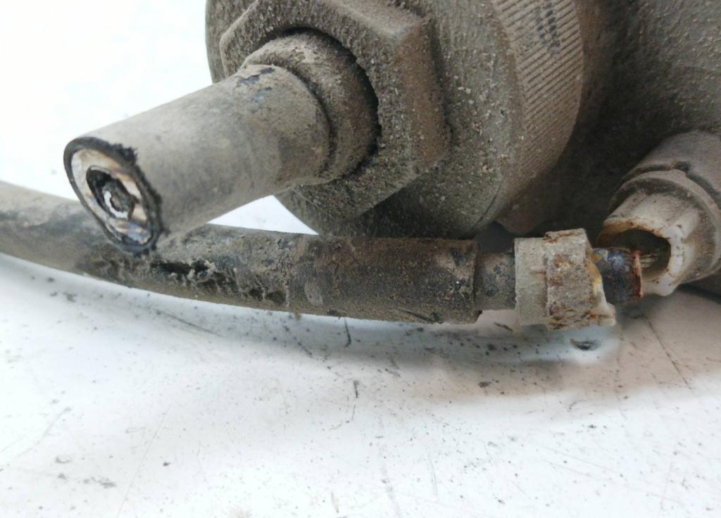 Renault Scenic II 2003-2009 hatchback 1.9 DCI diesel MT 85 kW 2004  Ručná brzda 360100002N-B