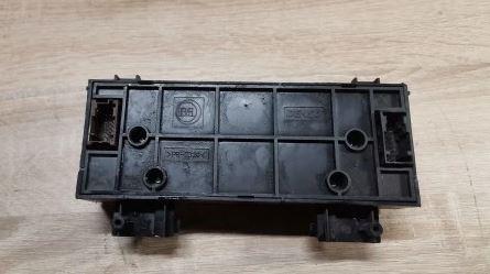 Peugeot Partner II 2008-2018 minivan 1.6 VTI petrol MT 72 kW 2010  Panel kúrenia/klimatizácie 9681798380