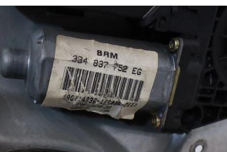 Volkswagen Passat B5 1995-2005 combi 1.9 TDI diesel MT 81 kW 1997  Mechanizmus sťahovania okna predný pravý 3B4837752EG