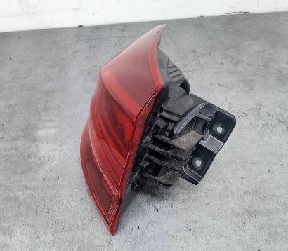 Kia Ceed III 2018- hatchback 1.6 CRDI diesel MT 85 kW 2018  Svetlo zadné ľavé 92401J7150 J7924-17200
