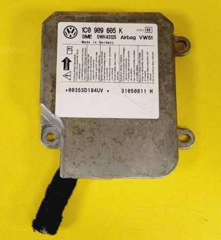 Volkswagen Polo IV 9N 2001-2009 hatchback 1.2 12v petrol MT 47 kW 2001  Riadiaca jednotka airbagu 1C0909605K
