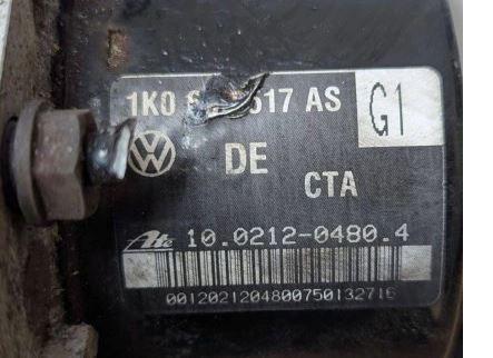 Volkswagen Golf VI 2008-2013 hatchback 1.4 16v petrol MT 59 kW 2009  Pumpa ABS 1K0907379AH