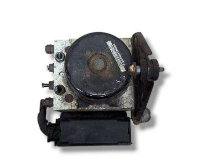 Volkswagen Golf VI 2008-2013 hatchback 1.4 16v petrol MT 59 kW 2009  Pumpa ABS 1K0907379AH