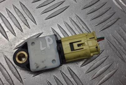 Toyota Aygo 2005-2014 hatchback 1.0 VVTI petrol AT 50 kW 2006  Snímač nárazu 89831-0H010