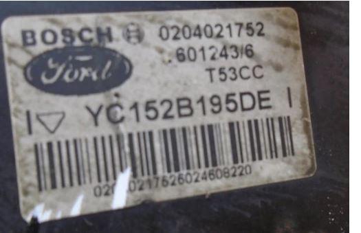 Ford Transit 2000-2006 2.0 DI diesel 63 kW 2005  Servočerpadlo 0204021752