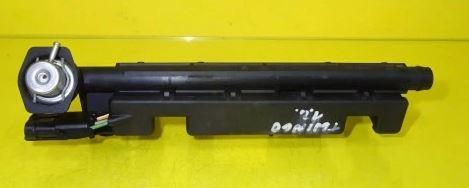 Renault Clio II 1998-2012 hatchback 1.2 petrol MT 43 kW 1998  Vstrekovacia lišta 7700870914
