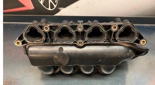 Skoda Fabia I 1999-2007 combi 1.4 16v petrol MT 55 kW 2003  Sacie potrubie 036129711FD