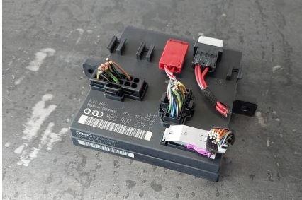 Audi A4 B6 2000-2004 sedan 1.9 TDI diesel MT 96 kW 2003  Modul komfortu 8E0907279F