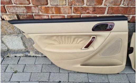 Peugeot 607 sedan 2.0 HDI diesel MT 80 kW 2002  Tapacír dveri Komplet