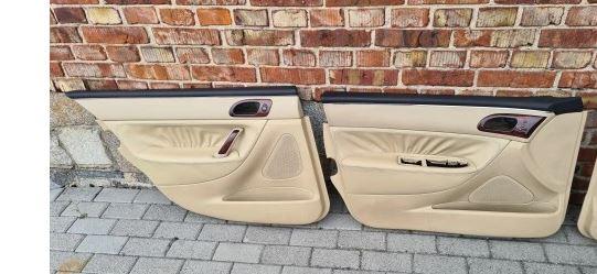 Peugeot 607 sedan 2.0 HDI diesel MT 80 kW 2002  Tapacír dveri Komplet