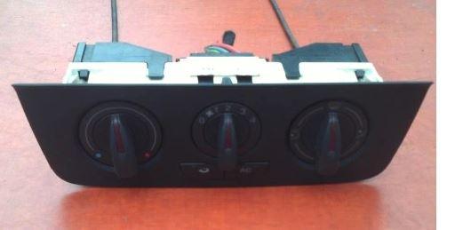 Seat Ibiza IV 6J 2008-2017 hatchback 1.6 TDI diesel MT 66 kW 2012  Panel kúrenia/klimatizácie 6J0820045A