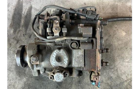 Peugeot 106 hatchback 1.5 D diesel MT 42 kW 1999  Vstrekovacie čerpadlo 0460484142