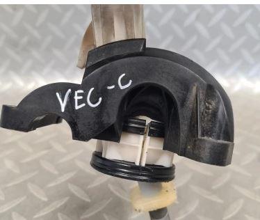 Opel Vectra C 2002-2008 sedan 1.9 CDTI diesel MT 110 kW 2005  Rýchlostná páka (kulisa)