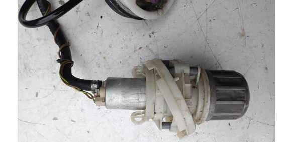 Audi 80 B4 1991-1994 sedan 2.0 8v petrol MT 85 kW 1992  Palivové čerpadlo 8A0201319A