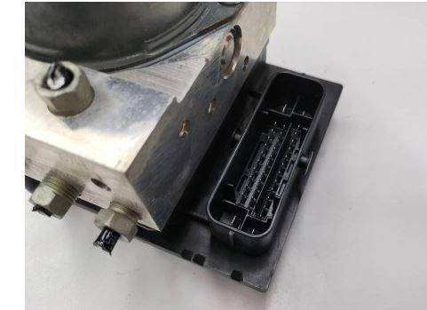 Opel Corsa D 2006-2014 hatchback 1.4 16v petrol MT 66 kW 2008  Pumpa ABS 0265251864 13350598 AG5