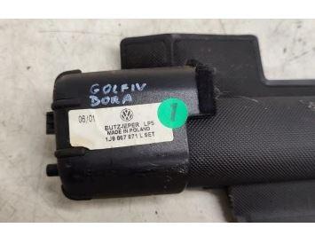 Volkswagen Bora sedan 1.9 TDI diesel MT 85 kW 2001  Roleta kufra 1J9867871J