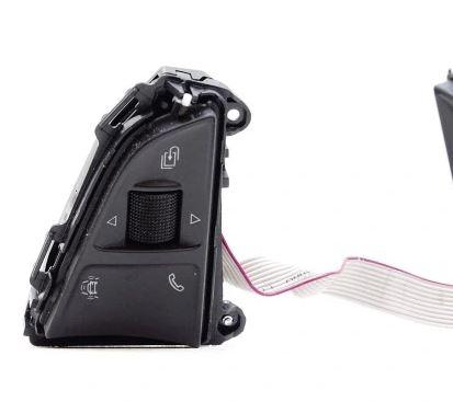 Skoda Octavia III 2013- hatchback 1.6 TDI diesel AT 77 kW 2014  Volant prepinace 3V0919719A 5E0419685A