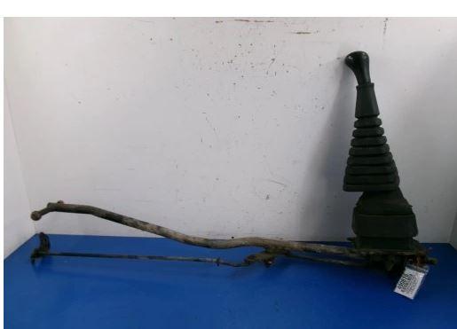 Volkswagen Transporter T4 1990-2003 2.4 D diesel 57 kW 1992  Rýchlostná páka (kulisa) 7D1711025AE