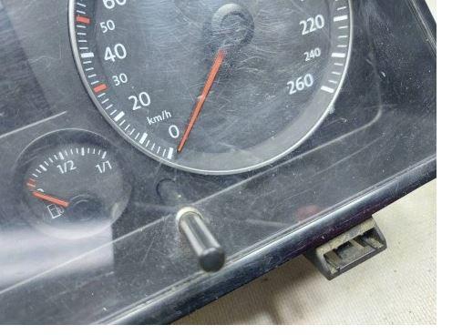 Volkswagen Touran I 2004 1.9 TDI diesel  Prístrojová doska 1T0920861A