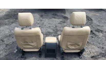 Toyota Land Cruiser J120 2002-2010 suv 3.0 D4D diesel 120 kW 2004  Sedadlo komplet