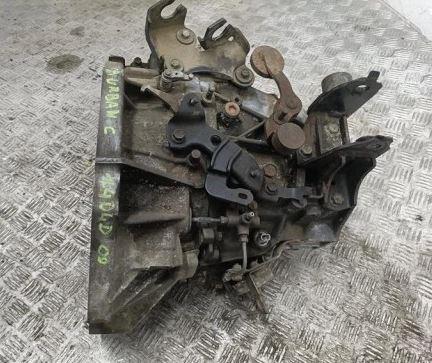 Toyota Urban Cruiser hatchback 1.4D  Prevodovka D4D 6- stupnova