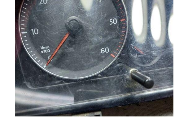 Volkswagen Touran I 2004 1.9 TDI diesel  Prístrojová doska 1T0920861A