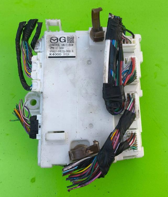 Mazda 6 II GH 2007-2012 combi 2.2 CITD diesel MT 132 kW 2011  Modul komfortu GES267560A