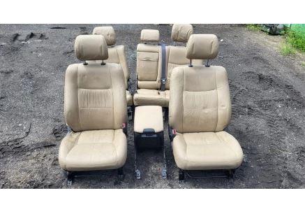 Toyota Land Cruiser J120 2002-2010 suv 3.0 D4D diesel 120 kW 2004  Sedadlo komplet