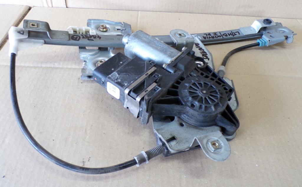 Skoda Octavia I 1996-2010 hatchback 1.9 TDI diesel MT 81 kW 2001  Mechanizmus sťahovania okna zadný ľavý 104419-302