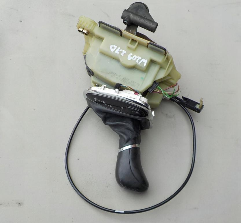 Mercedes CLK II C209 2002-2009 coupe 2.7 CDI diesel AT 125 kW 2003  Rýchlostná páka (kulisa) A2032676024