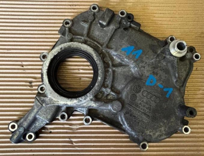 Audi A4 B7 2004-2008 combi 3.0 TDI diesel AT 171 kW 2006  Kryt motora 059103153AK
