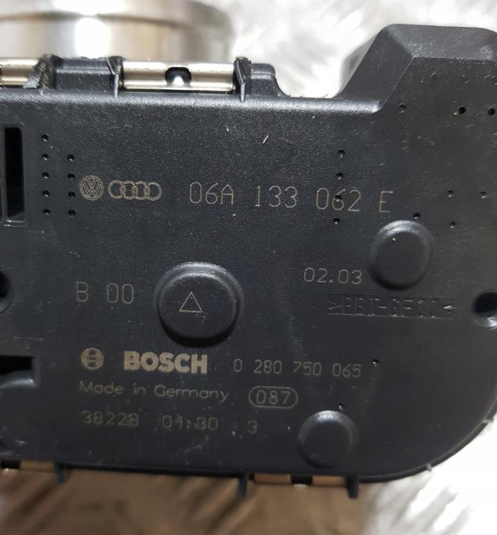 Volkswagen Sharan I 1995-2010 hatchback 1.8  Škrtiaca klapka 0280750065 06A133062E