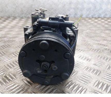 Ford Focus Mk1 1998-2004 hatchback 1.8 16v petrol MT 85 kW 2000  Kompresor klimatizácie