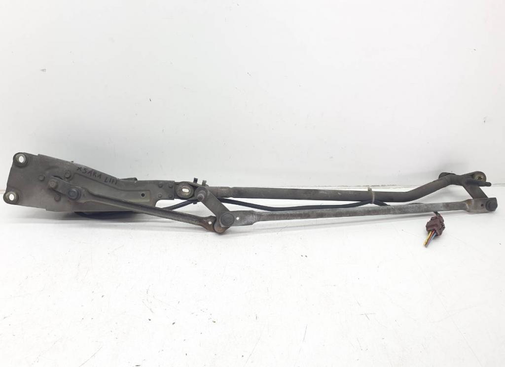 Citroen Xsara Mechanizmus stieračov predný 3397020510 0390241374