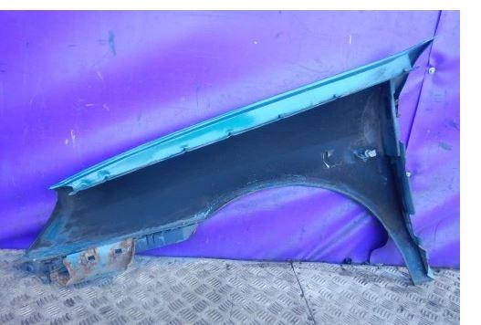 Citroen Xsara II 2000-2004 hatchback 2.0 HDI diesel 66 kW 0  Blatník predný pravý