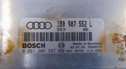 Audi A6 C5 1997-2004 combi 2.4 V6 petrol MT 121 kW 1999  Riadiaca jednotka motora 3B0907552L  0261206397