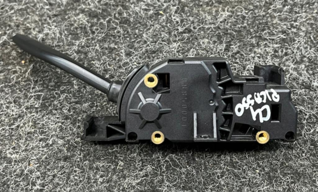 Citroen C4 Picasso I 2006-2013 Prepínacie páčky pod volantom 96811352XT