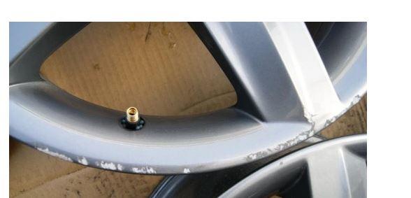Seat Altea hatchback 1.6 TDI diesel MT 66 kW 2012  Hliníkový disk 5P0601025K