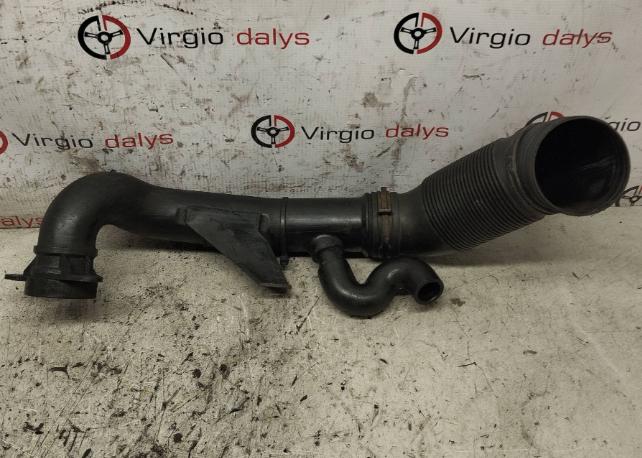Volkswagen Sharan I 1995-2010 hatchback 1.9 TDI diesel MT 85 kW 2004  Hadica chladenia vzduchu 7M3129656A