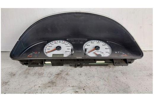 Citroen Xsara II 2000-2004 hatchback 1.6 16v petrol MT 80 kW 2003  Prístrojová doska P9648650480