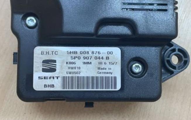 Seat Altea hatchback 1.9 TDI diesel BXE MT 77 kW 2008  Panel kúrenia/klimatizácie 5P0907044B